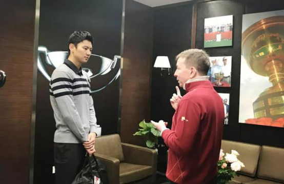 练球1年多，宁泽涛退役要转战高尔夫?
